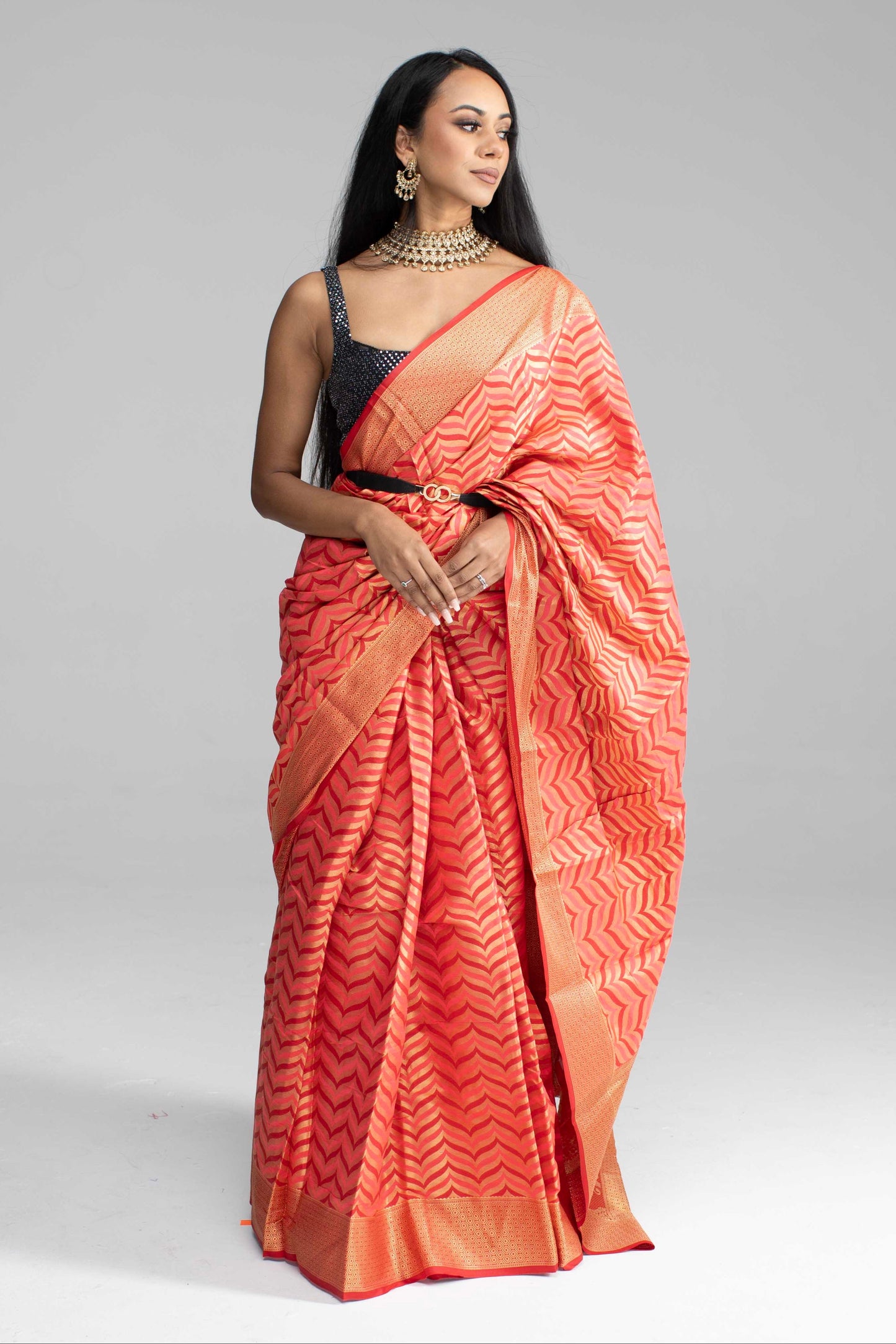 Golden Geometric Wave Patterned Saree