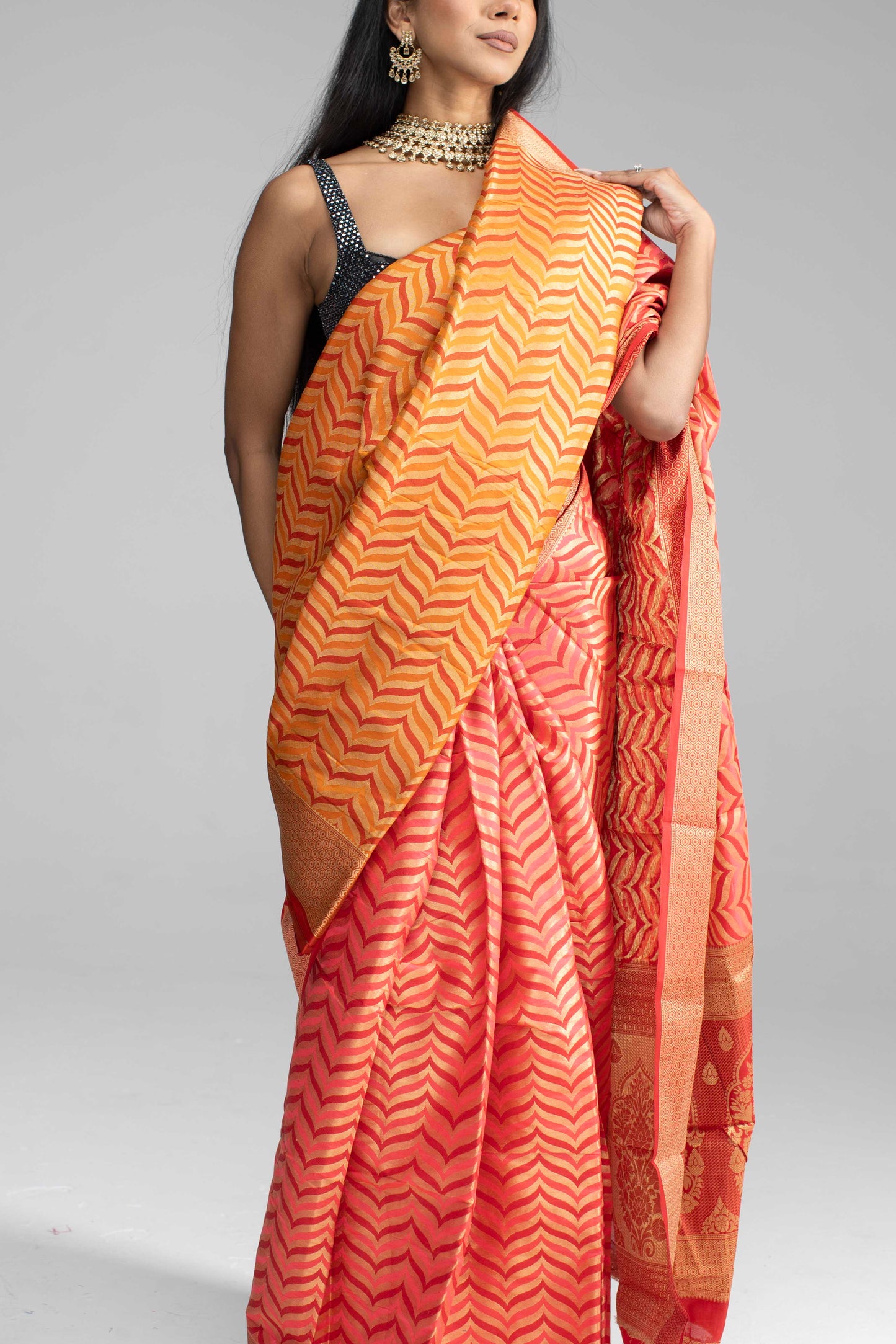 Golden Geometric Wave Patterned Saree