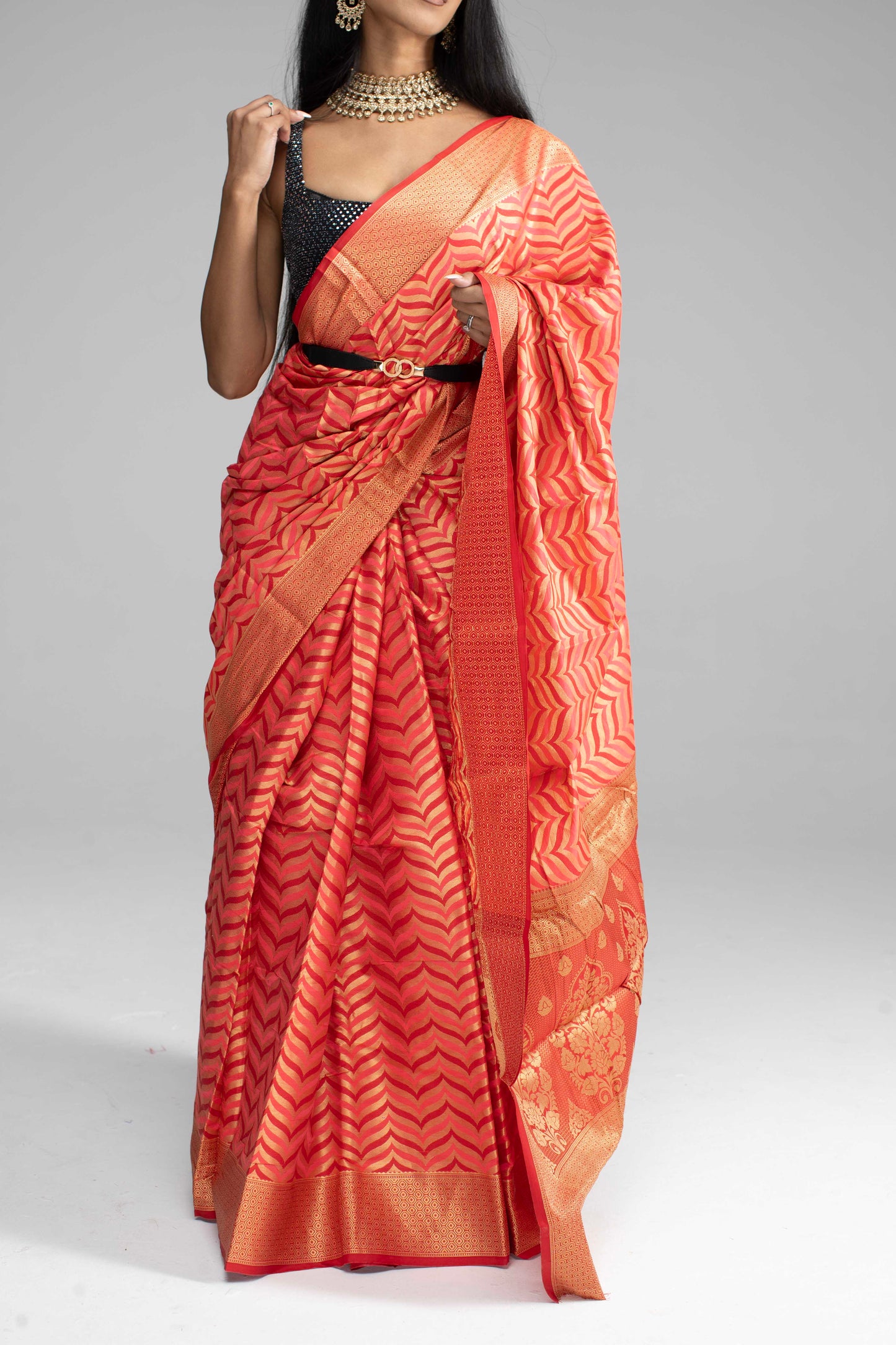 Golden Geometric Wave Patterned Saree