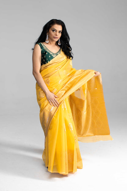 Elegant Yellow Cotton Saree with Golden Work